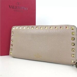 Valentino Cream Rockstud Clutch